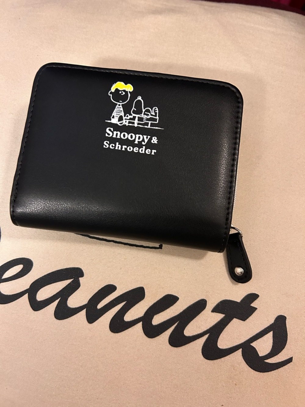 Snoopy & Schroeder Black Zip Wallet zipper bifold new